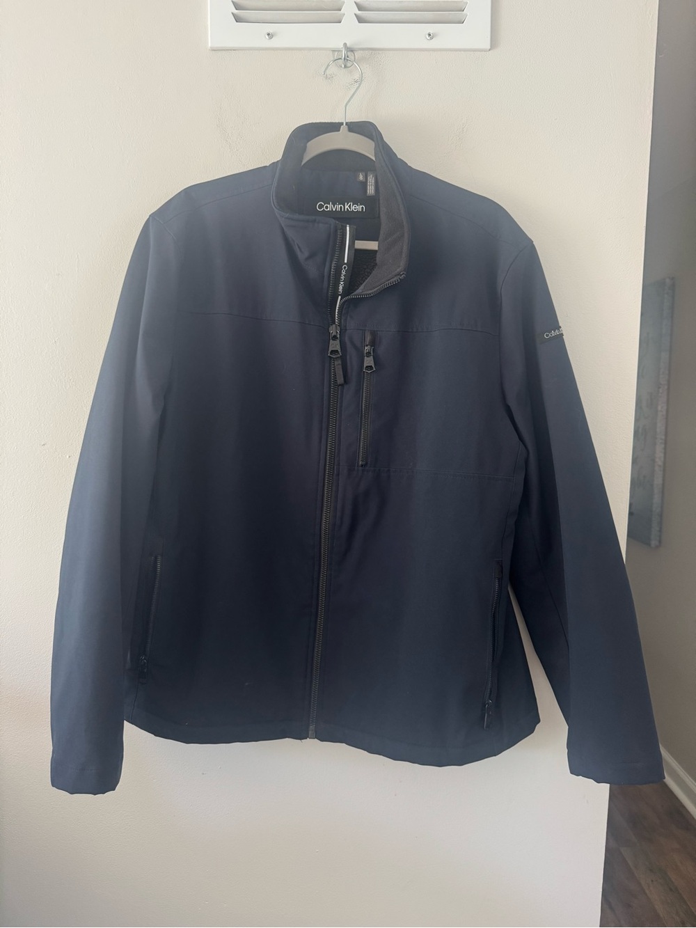 Calvin Klein Men's Navy mid-weight Jacket Size Large